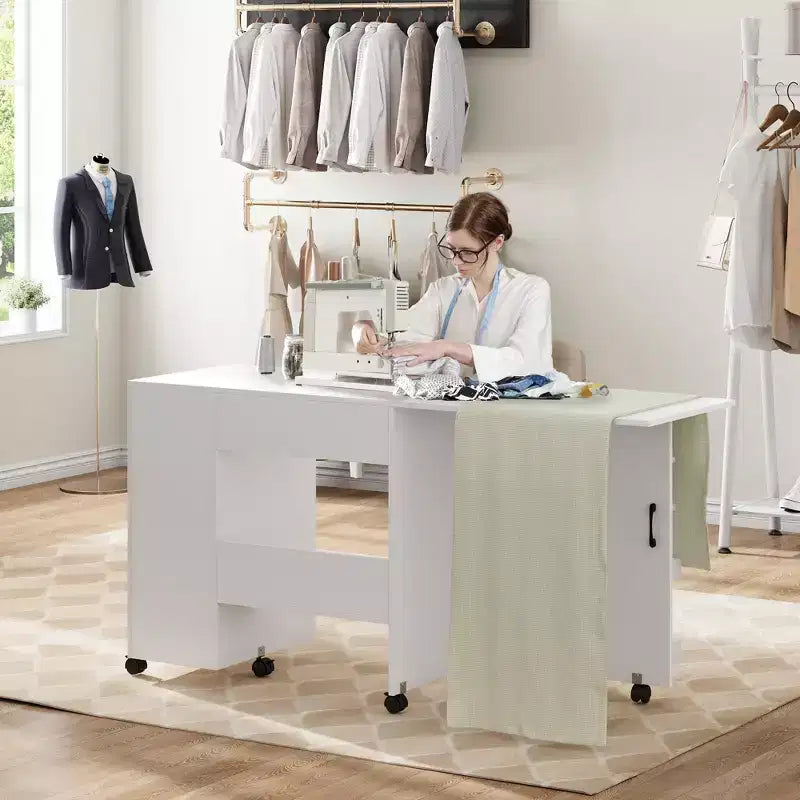 Tavolo da Cucito Tavolo da Lavoro - Pieghevole con Cassetto, Ripiani, Ruote Bloccabili, Postazione Portatile per Lavoretti e Scrivania Laterale
