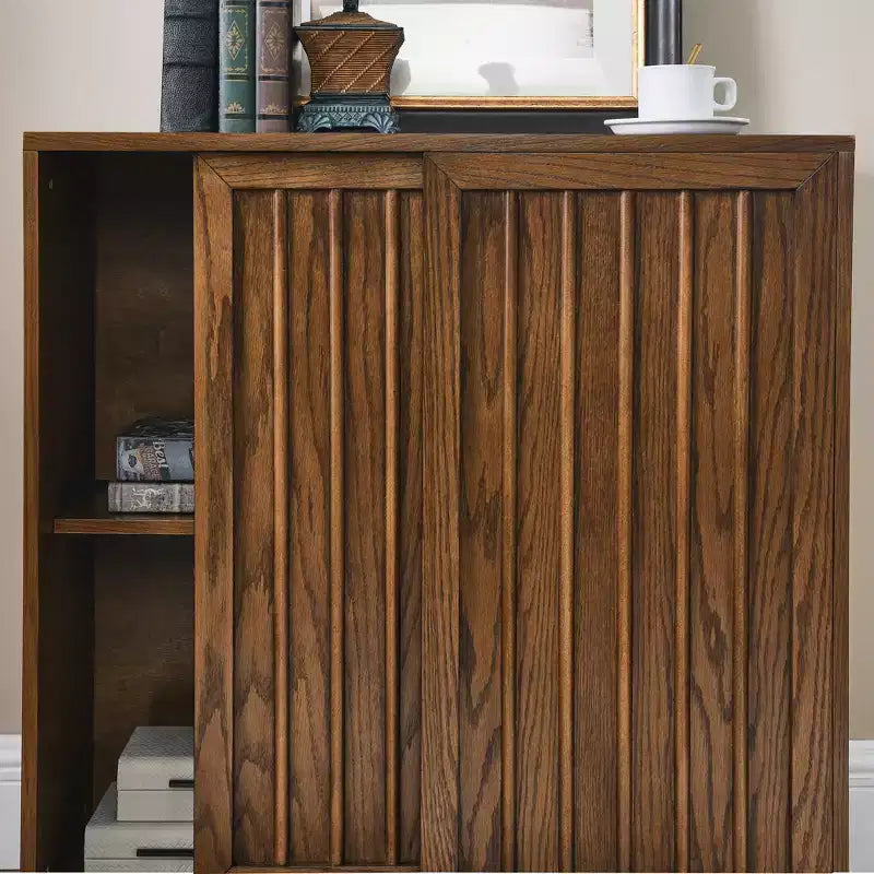 Credenza in legno a venatura di metà secolo con 2 ante scorrevoli
