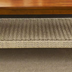 Tavolino da caffè in legno di gomma stile Mid-Century Modern con ripiano in rattan intrecciato