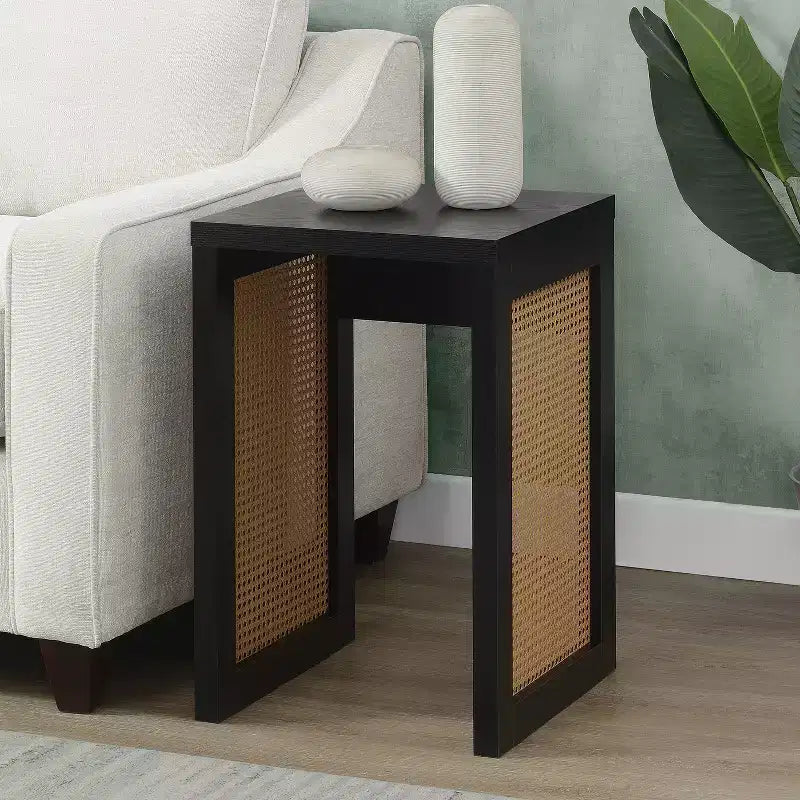 Tavolino da salotto quadrato in legno beige da 24 pollici di altezza