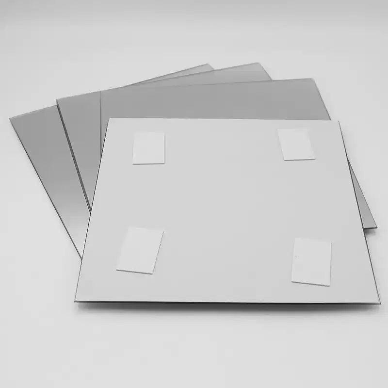 Set di 4 piccoli specchi decorativi autoadesivi - Disponibili in 8 forme uniche