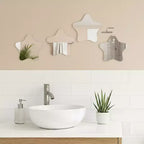 Set di 4 piccoli specchi decorativi autoadesivi - Disponibili in 8 forme uniche