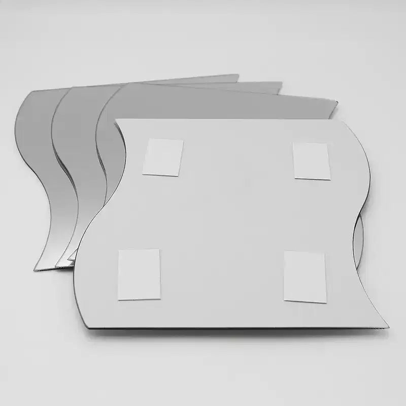 Set di 4 piccoli specchi decorativi autoadesivi - Disponibili in 8 forme uniche
